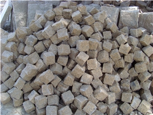 Putian Rust Granite Cobble Stone,Yellow Granite Cube Stone