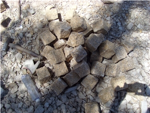 Putian Rust Granite Cobble Stone,Yellow Granite Cube Stone