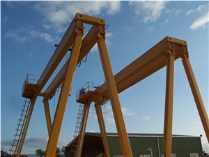 Portal Crane 16 T, 27 T and 30 T
