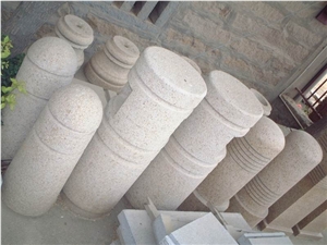China Granite Resistance Car Top Parking Stone, Granite Road Bollards