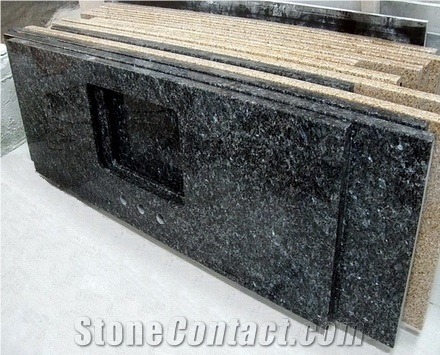 Emerald Green Granite Kitchen Countertops