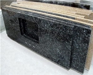 Emerald Green Granite Kitchen Countertops