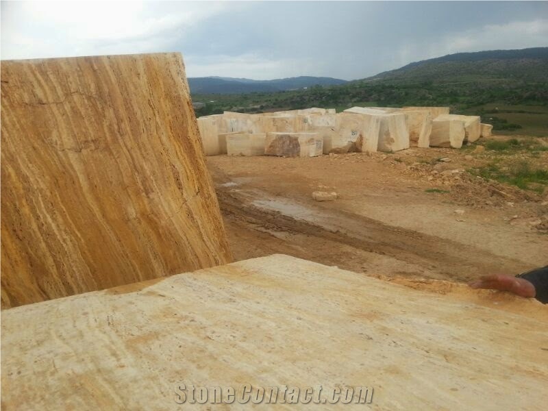 Travertine Golden Antea, Antea Golden Yellow Travertine Block
