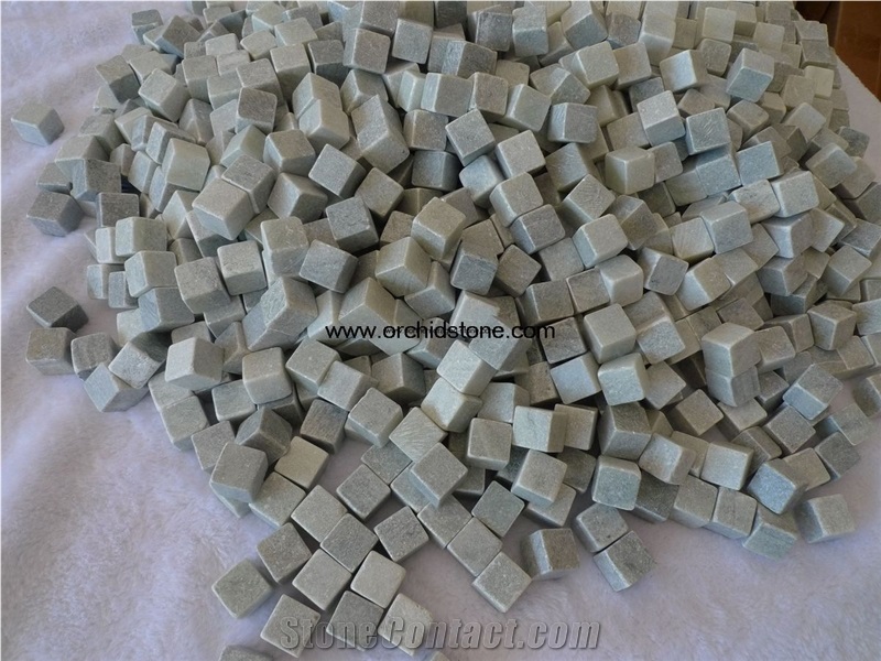 Whiskey Ice Rocks,Soapstone Cubes for Whiskey Chilling