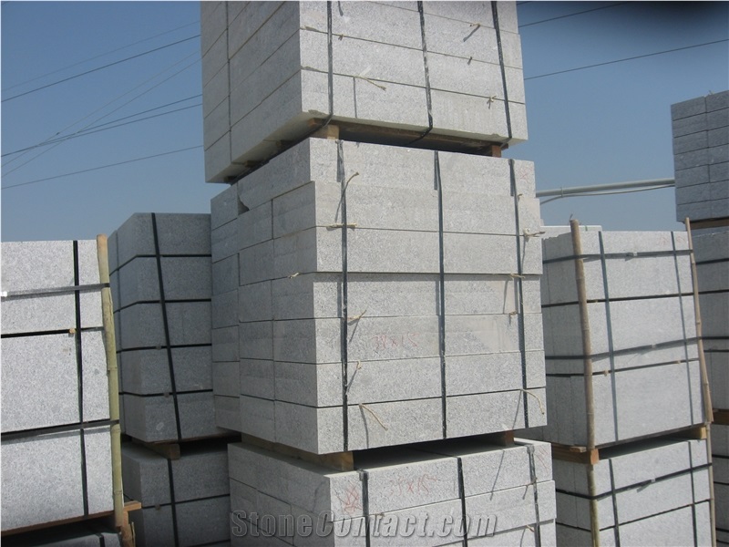 G341 Granite Kerb for Wayside
