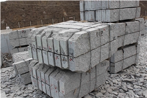 G341 Grey Granite Curbstone