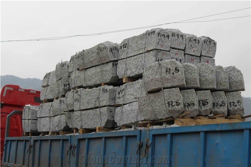 Picked Surface G341 Grey Granite Curbstone