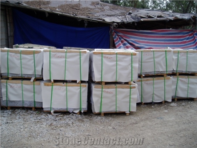 G603 Curbstones and Palisades,Pillars