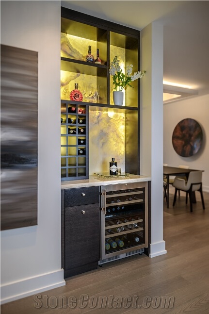 Glass Onyx Laminated Slabs & Tiles