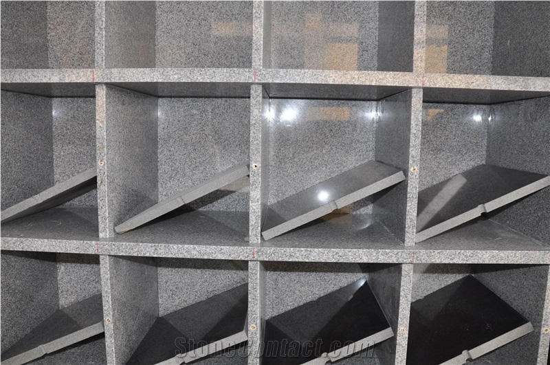 Grey Granite Columbarium with Shanxi Black Door