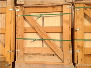 Vein Cut Travertine Tiles