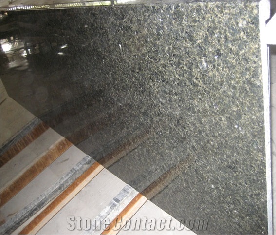 Ubatuba Granite Countertop, Brazil Granite Pre-Fabricated Countertop