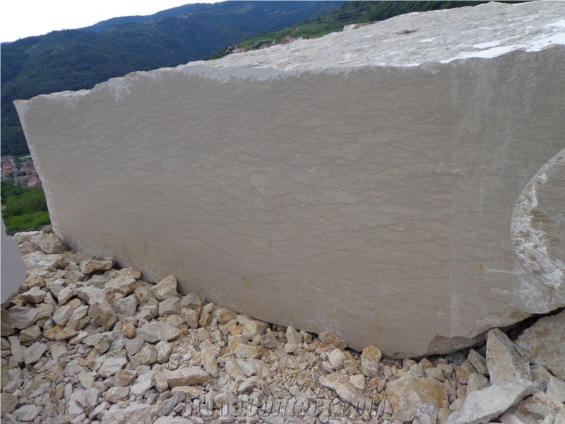 Beige Cream Marble Blocks / Pietra Di Vicenza Blocks, Italy Beige