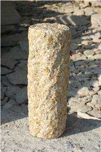 Wellest G682 Sunset Gold Rusty Yellow Granite Palisade Column,Natural Split, Exterior Garden Stone, Landscape Stone Fence,Kerbstone,Wp004