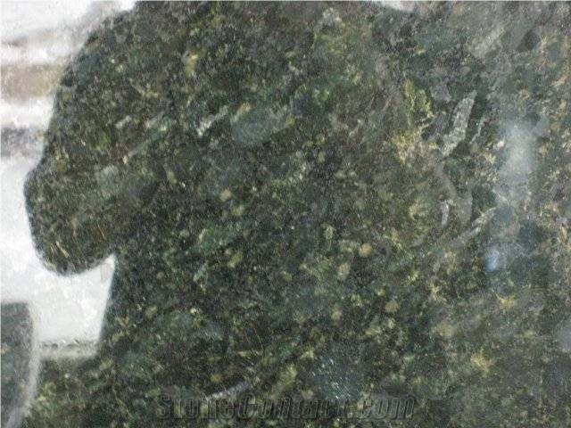 Giga Ubatuba Granite Tiles & Slabs