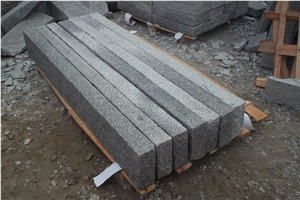 G682 Granite Kerbstone