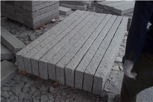 G682 Granite Kerbstone