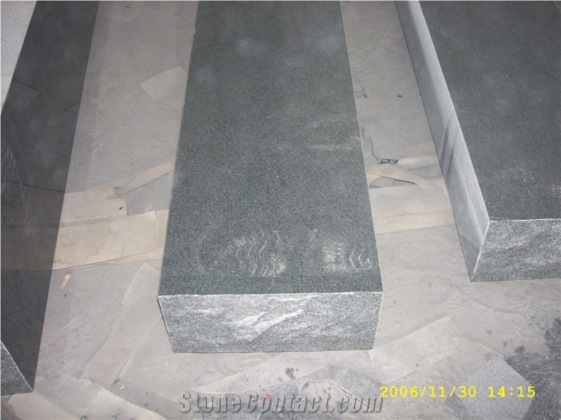 G654 Dark Grey Granite Polished Kerbstone