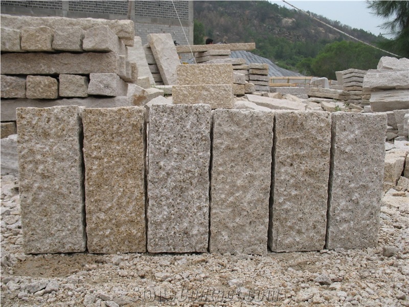 G682 Yellow Granite Pineapple Kerbstone