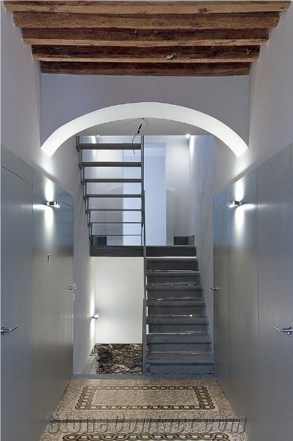 Stairs in Pietra Serena