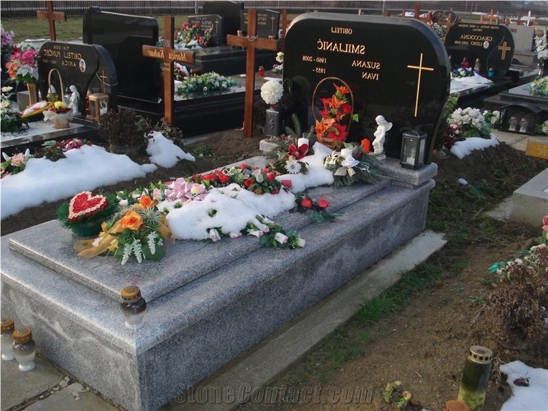 Absolute Black Granite and Padang Light Granite Monument Design