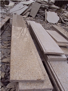 G682 Granite Steps and Risers