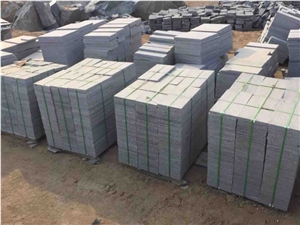 Xue Hua Qing Black Granite Kerbstone