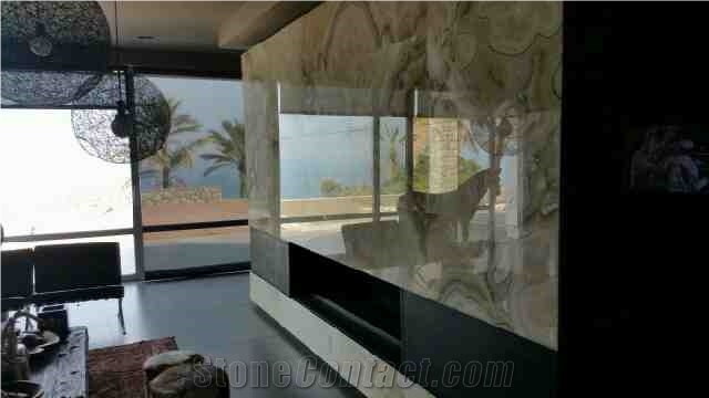 Onyx Fireplace