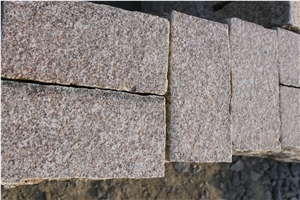 G350 Yellow Granite Cobble Stones for Paving