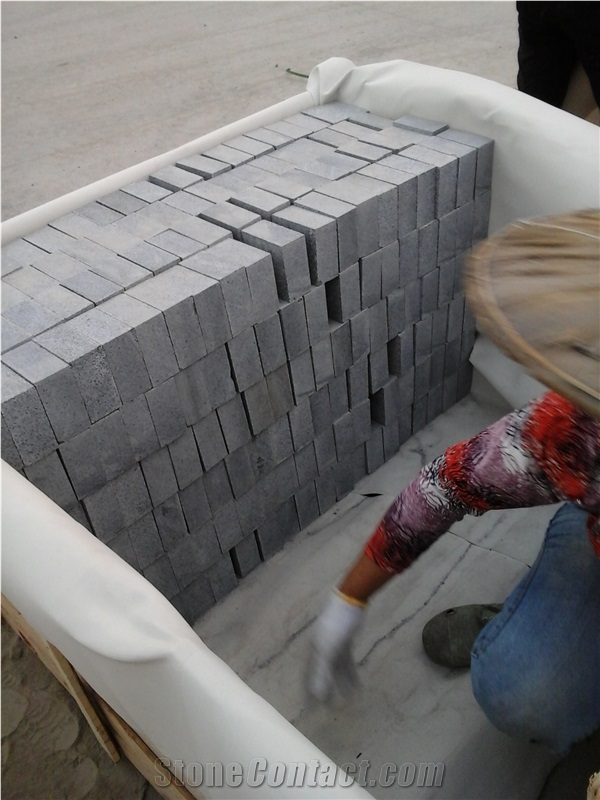 G654 Granite Cube Stone