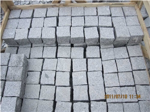 G341 Granite Bush Hammered Cubes 10x10x8 cm