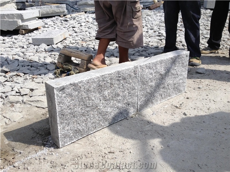 G341 Granite Light Grey Natural Walling Garden & Palisade