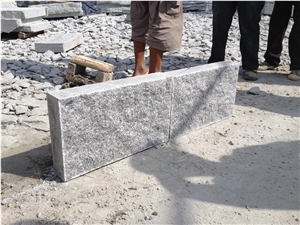 G341 Granite Light Grey Natural Walling Garden & Palisade