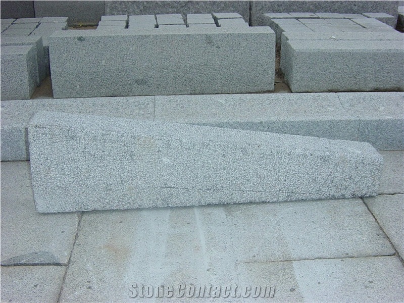 G341 Granite Low Kerb Adapter Bush Hammered