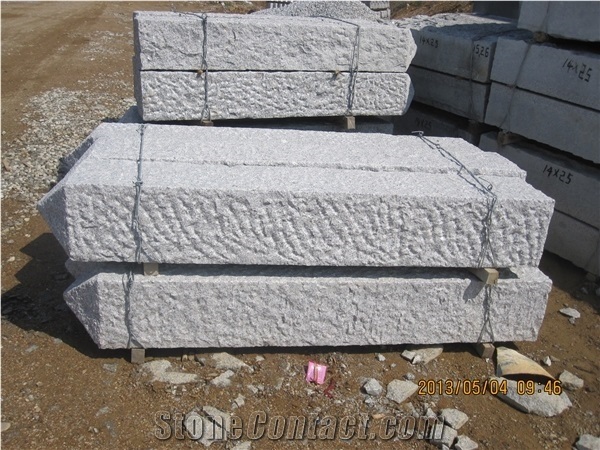 G341 Granite Palisade with Cap