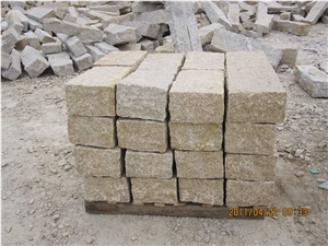 Padang Yellow Side Stone Natural, G350 Yellow Granite Side Stone