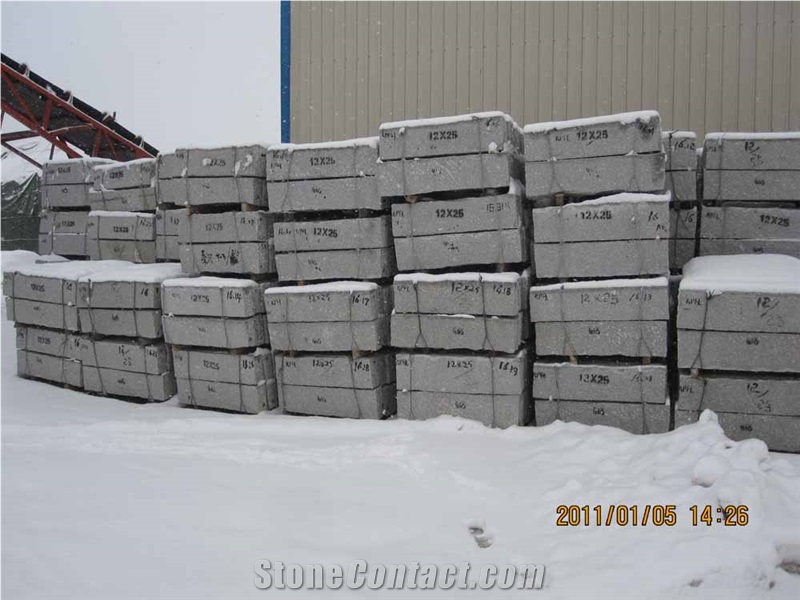 Road Stone Natural Light Grey G375 Granite Kerbstone
