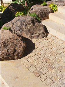 Amande Limestone Pineapple Finish Cobblestone