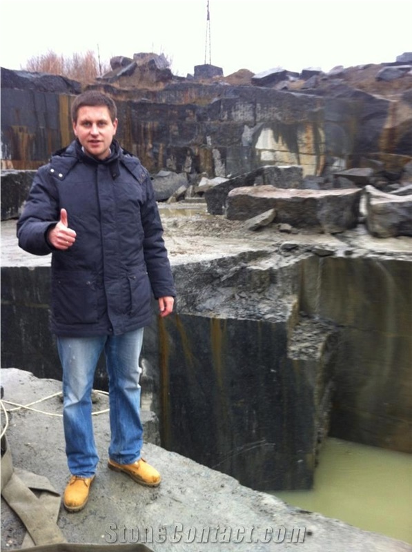 Labradorit Volga Blue Granite Blocks
