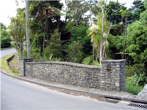Paradise Stone Retaining Wall