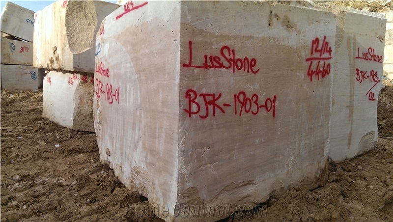 Light Cream Travertine Blocks