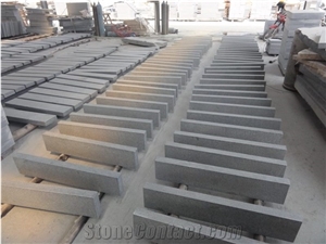 Europe G654 Kerbstone ,Padang Grey Kerbstone ,Dark Sesame Grey Kerbstone Europe G654 Kerbstone ,Padang Grey Kerbstone ,Dark Sesame Grey Kerbstone