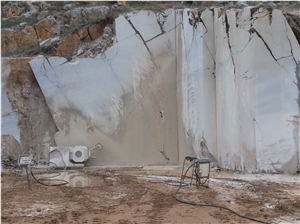 Nanovitsa Limestone Blocks, Bulgaria Grey Limestone Nanovitsa Limestone Blocks, Bulgaria Grey Limestone