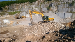 Nanovitsa Limestone Blocks, Bulgaria Grey Limestone