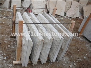 Blocks Stock-Beige Mushroom Stone/ G682 Padang Giallo Granite/ Rust Yellow Granite Mushroom Stone Split Face for Wall Cladding