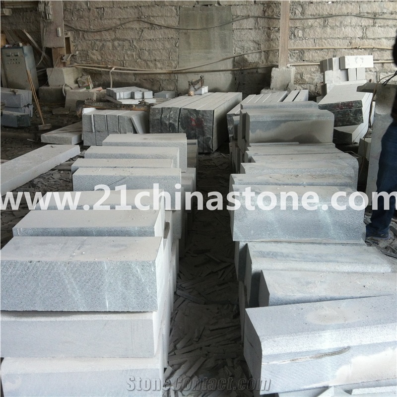 Hot Sale- Own Factory G603 Granite Kerbstone/Kerbs,Bianco Crystal Sardo Granite Curbs,Sesame White Granite Kerbs for Road Side Stone,Exterior Stone Landscaping Stone