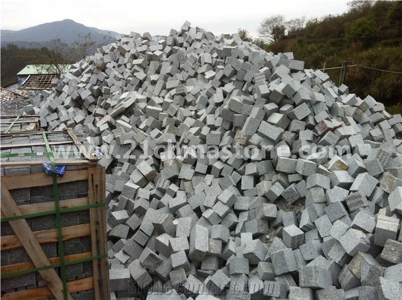 Hot Sale-Own Factory G654 Granite Cubestone/ Sesame Grey/ Pandang Dark Grey Granite Cube Stone Pavers/ Exterior Stone for Landscaping Stone