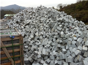 Hot Sale-Own Factory G654 Granite Cubestone/ Sesame Grey/ Pandang Dark Grey Granite Cube Stone Pavers/ Exterior Stone for Landscaping Stone