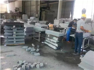 Hot Sale- Own Factory G654 Granite Kerbstone/Kerbs,China Impala Black Granite Curbs,Sesame Grey Granite Kerbs for Road Side Stone,Exterior Stone Landscaping Stone