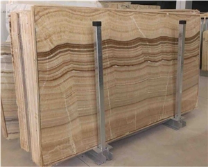 Honey Crema Onyx Slabs & Tiles